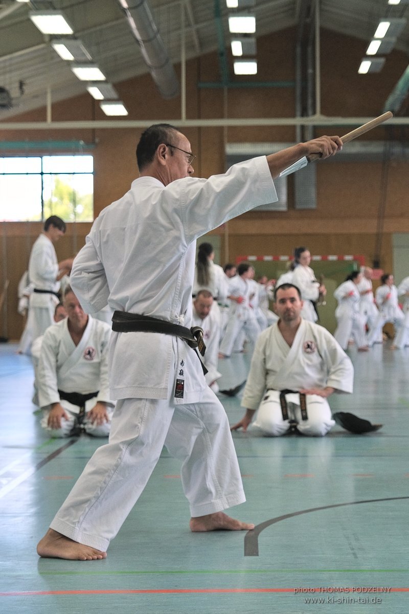 Ryukyu Kobudo Lehrgang mit Kaicho Hiroshi Akamine 9.Dan aus Okinawa in Erlangen 8.-11.9.2022