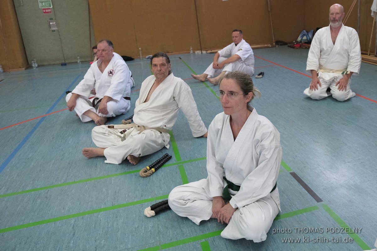 Ryukyu Kobudo Lehrgang mit Kaicho Hiroshi Akamine 9.Dan aus Okinawa in Erlangen 8.-11.9.2022