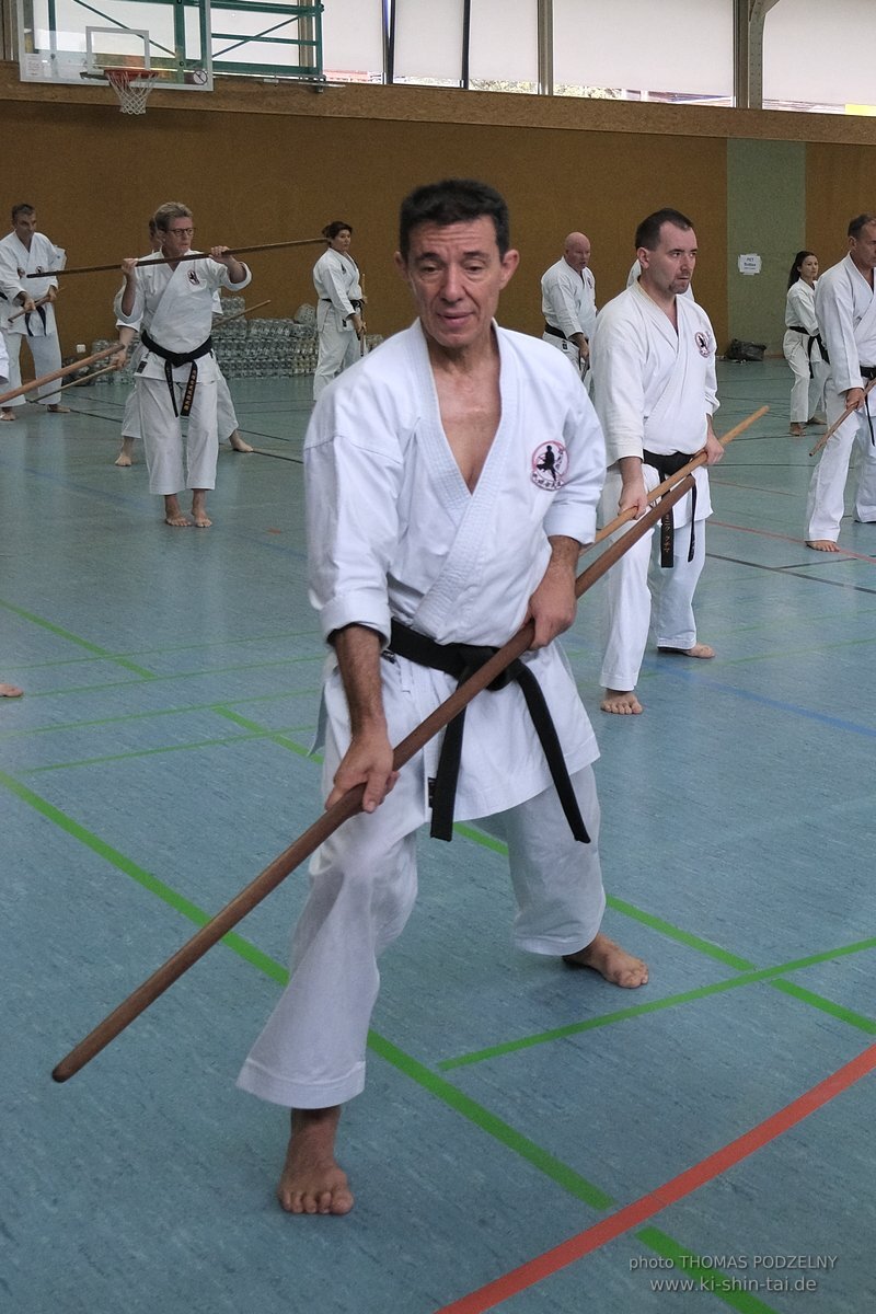 Ryukyu Kobudo Lehrgang mit Kaicho Hiroshi Akamine 9.Dan aus Okinawa in Erlangen 8.-11.9.2022