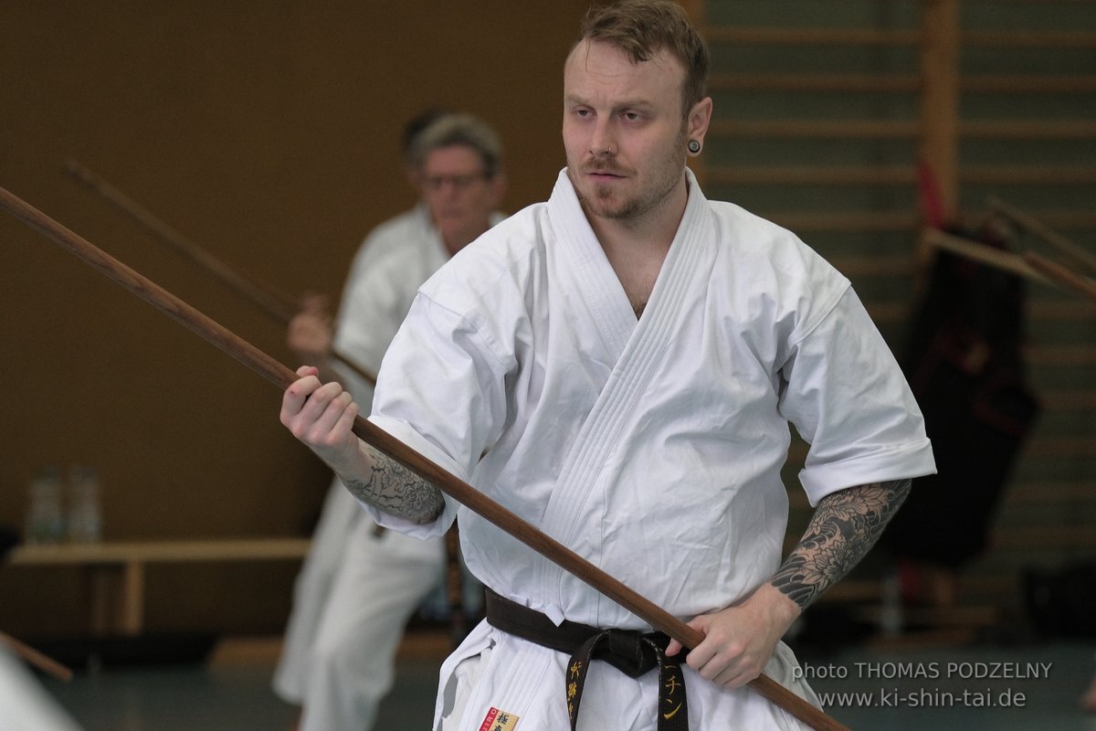 Ryukyu Kobudo Lehrgang mit Kaicho Hiroshi Akamine 9.Dan aus Okinawa in Erlangen 8.-11.9.2022