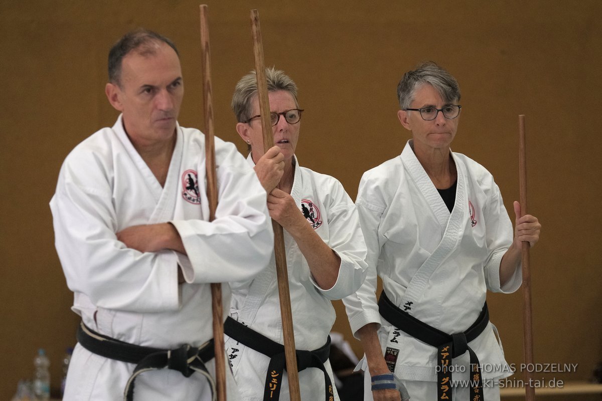 Ryukyu Kobudo Lehrgang mit Kaicho Hiroshi Akamine 9.Dan aus Okinawa in Erlangen 8.-11.9.2022