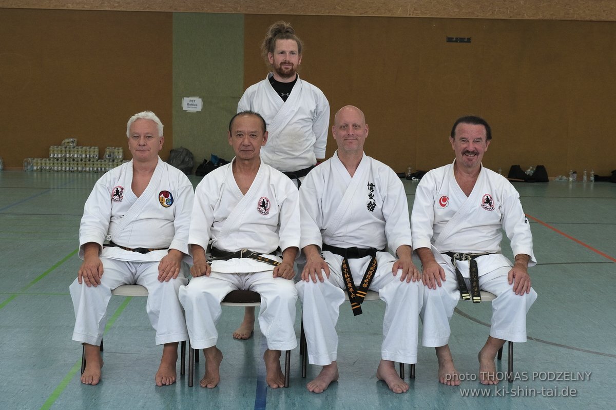 Ryukyu Kobudo Lehrgang mit Kaicho Hiroshi Akamine 9.Dan aus Okinawa in Erlangen 8.-11.9.2022