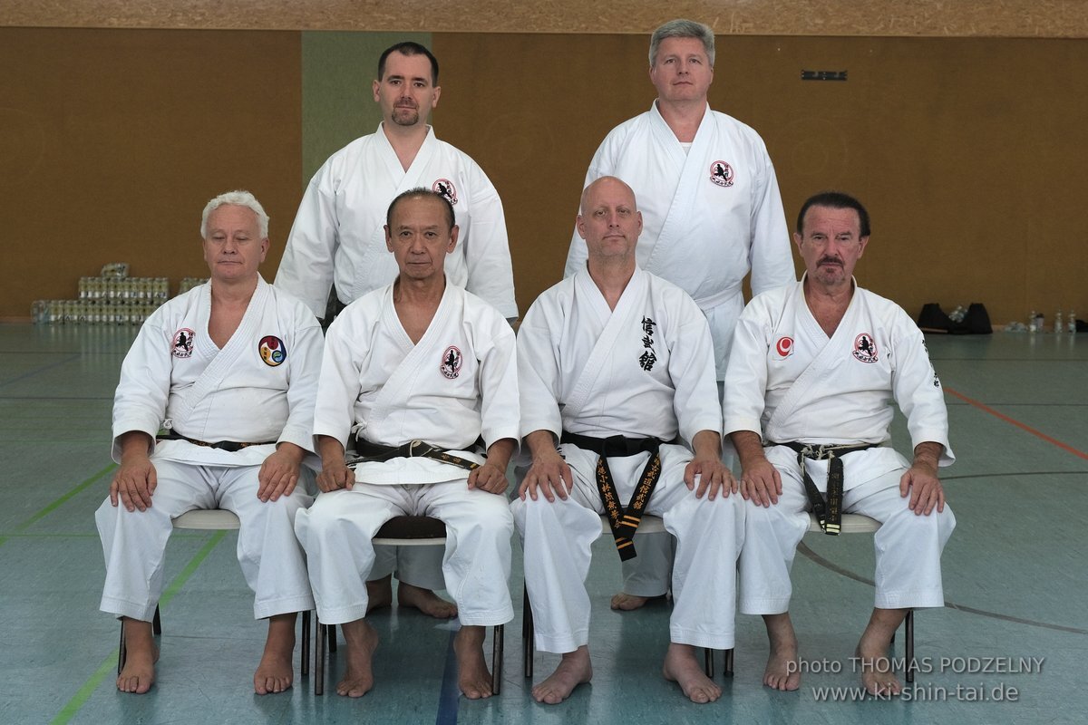 Ryukyu Kobudo Lehrgang mit Kaicho Hiroshi Akamine 9.Dan aus Okinawa in Erlangen 8.-11.9.2022