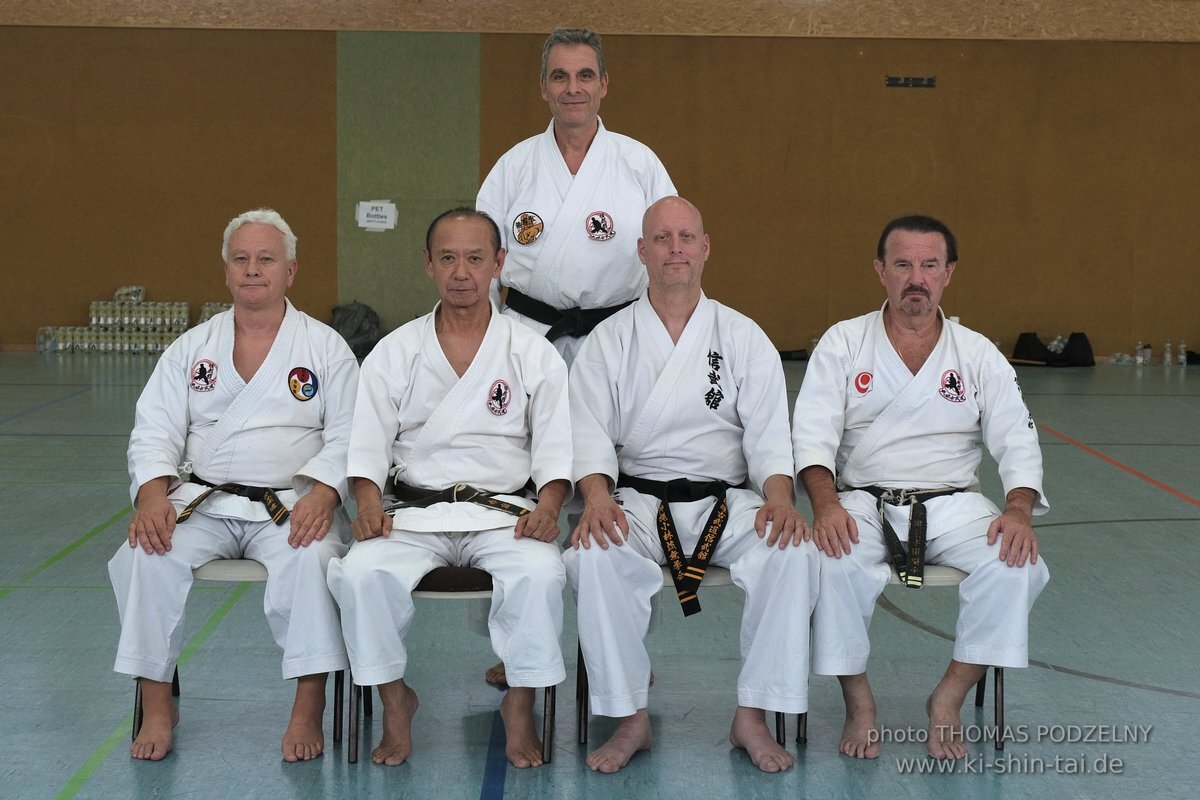 Ryukyu Kobudo Lehrgang mit Kaicho Hiroshi Akamine 9.Dan aus Okinawa in Erlangen 8.-11.9.2022