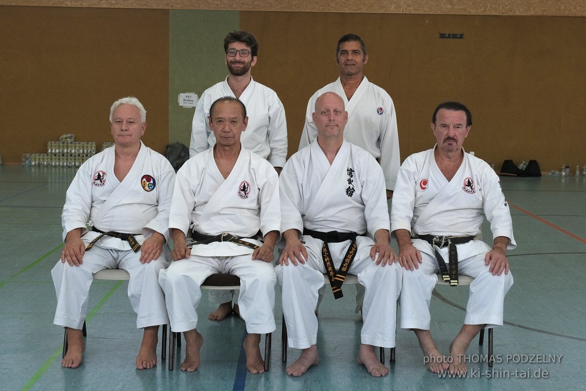 Ryukyu Kobudo Lehrgang mit Kaicho Hiroshi Akamine 9.Dan aus Okinawa in Erlangen 8.-11.9.2022