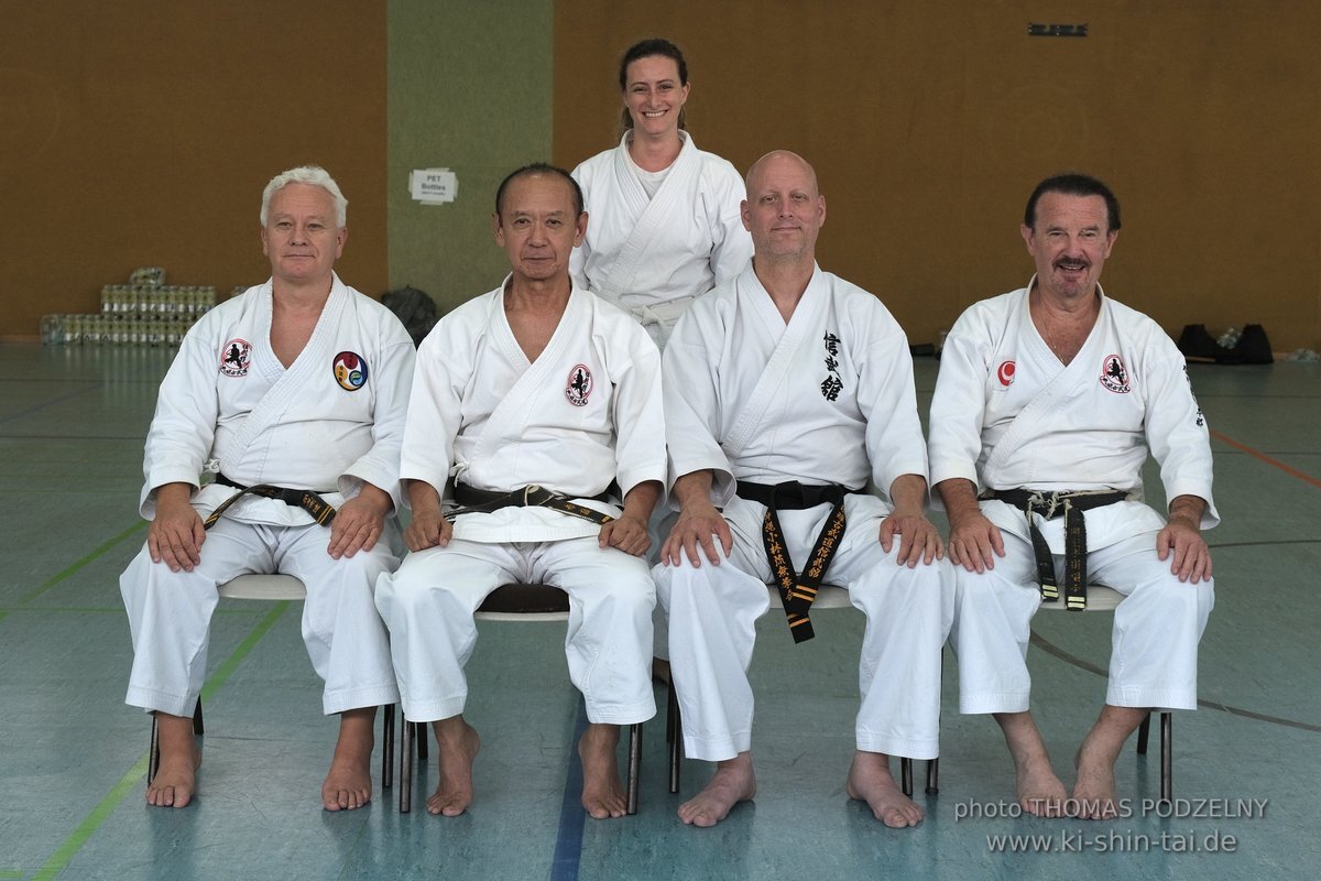 Ryukyu Kobudo Lehrgang mit Kaicho Hiroshi Akamine 9.Dan aus Okinawa in Erlangen 8.-11.9.2022