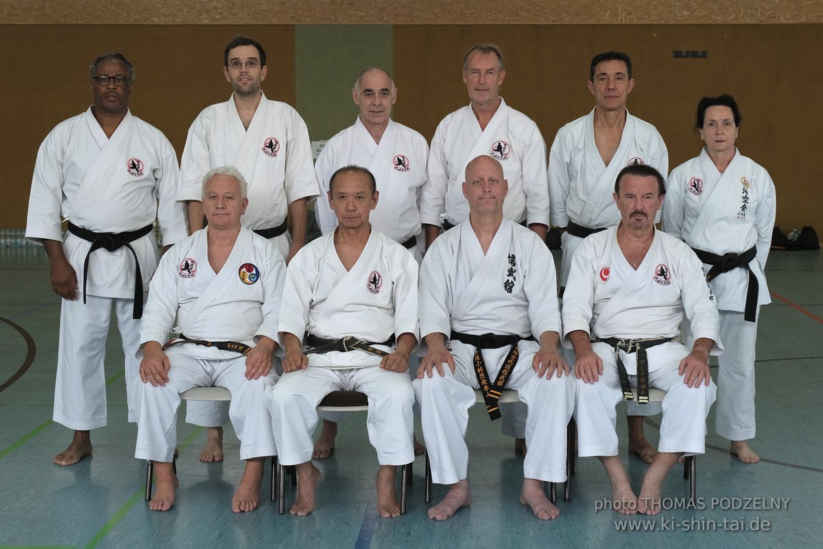 Ryukyu Kobudo Lehrgang mit Kaicho Hiroshi Akamine 9.Dan aus Okinawa in Erlangen 8.-11.9.2022