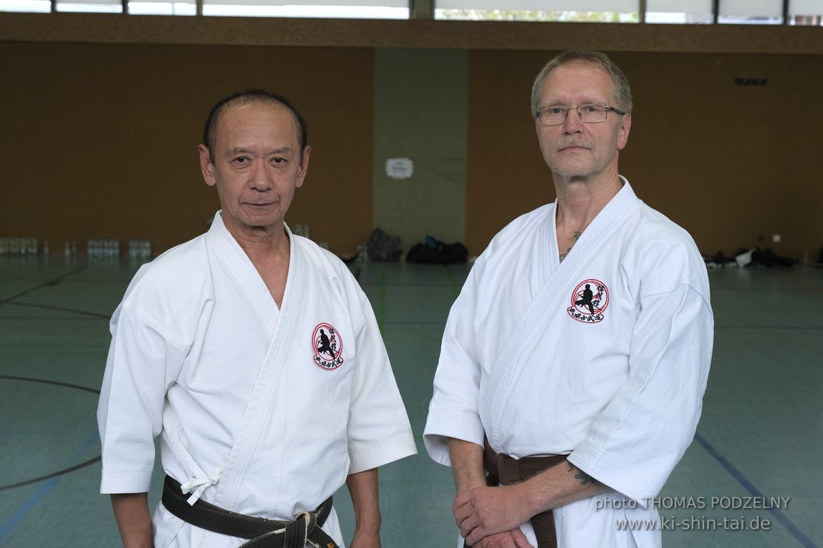 Ryukyu Kobudo Lehrgang mit Kaicho Hiroshi Akamine 9.Dan aus Okinawa in Erlangen 8.-11.9.2022