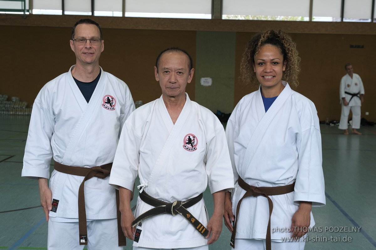 Ryukyu Kobudo Lehrgang mit Kaicho Hiroshi Akamine 9.Dan aus Okinawa in Erlangen 8.-11.9.2022