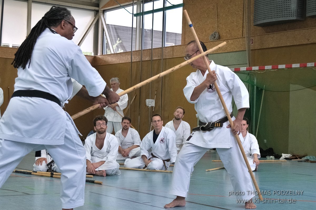 Ryukyu Kobudo Lehrgang mit Kaicho Hiroshi Akamine 9.Dan aus Okinawa in Erlangen 8.-11.9.2022