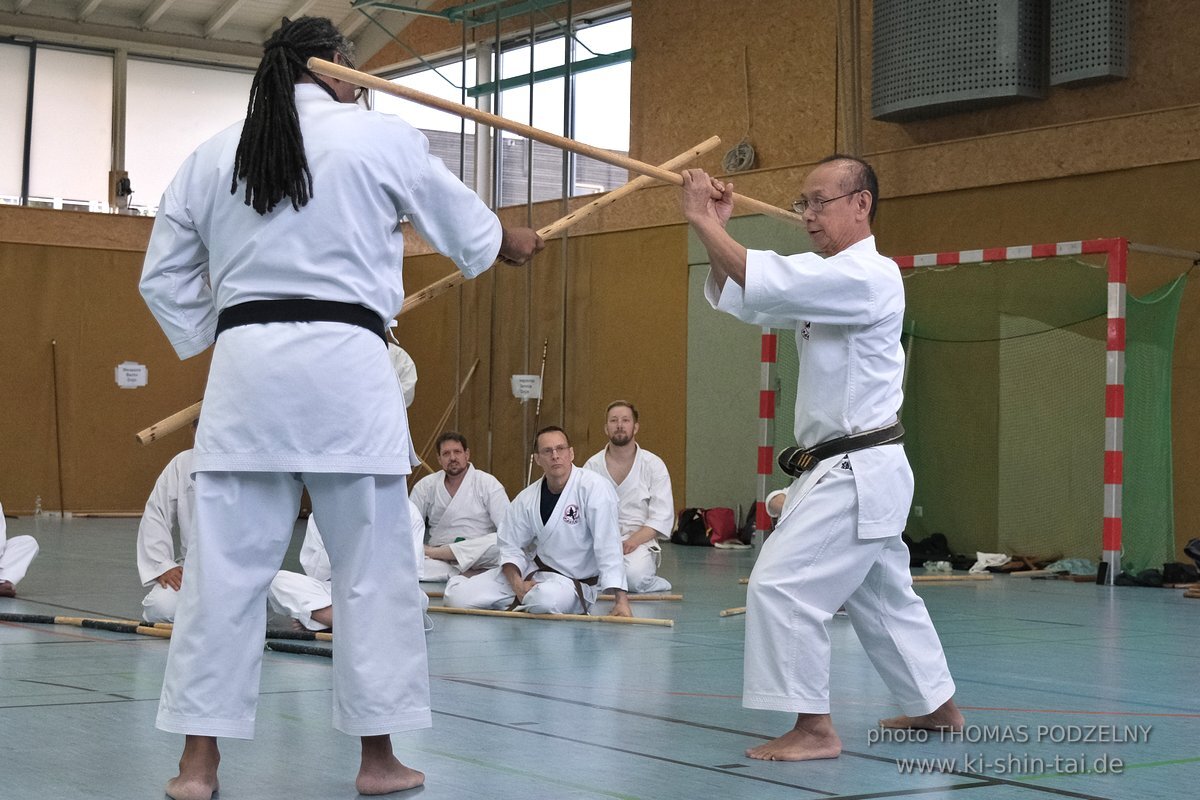 Ryukyu Kobudo Lehrgang mit Kaicho Hiroshi Akamine 9.Dan aus Okinawa in Erlangen 8.-11.9.2022