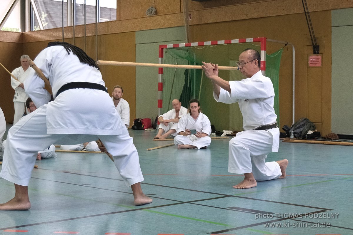 Ryukyu Kobudo Lehrgang mit Kaicho Hiroshi Akamine 9.Dan aus Okinawa in Erlangen 8.-11.9.2022