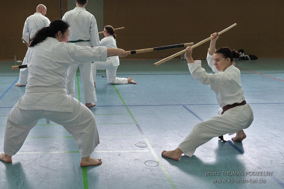 Ryukyu Kobudo Lehrgang mit Kaicho Hiroshi Akamine 9.Dan aus Okinawa in Erlangen 8.-11.9.2022