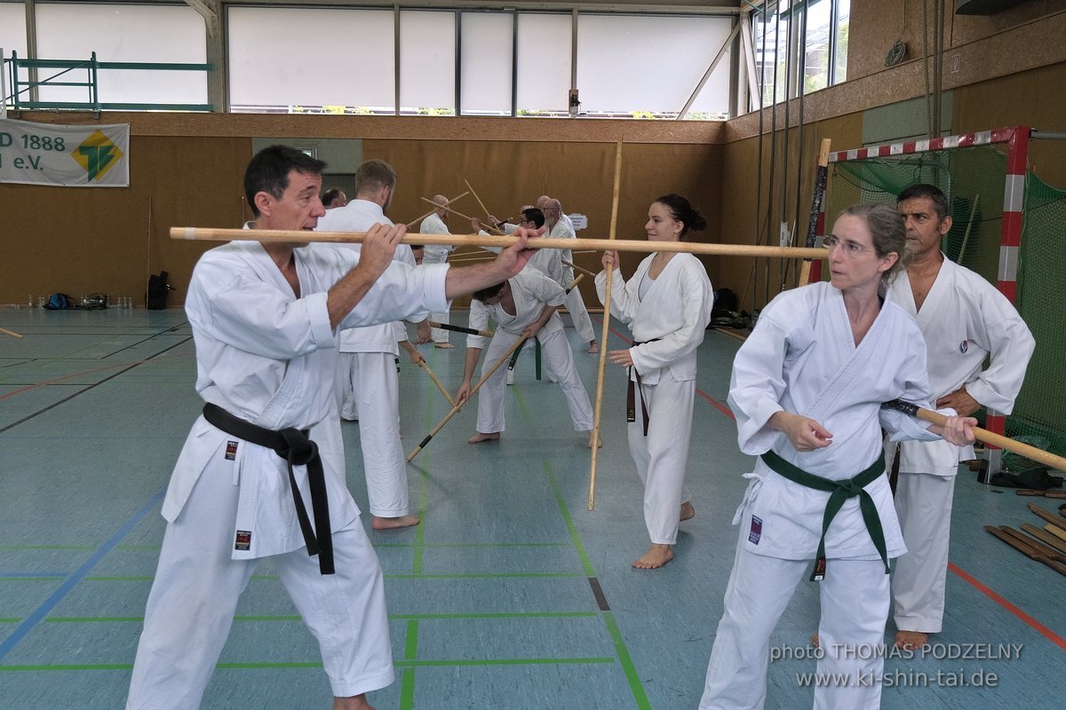 Ryukyu Kobudo Lehrgang mit Kaicho Hiroshi Akamine 9.Dan aus Okinawa in Erlangen 8.-11.9.2022