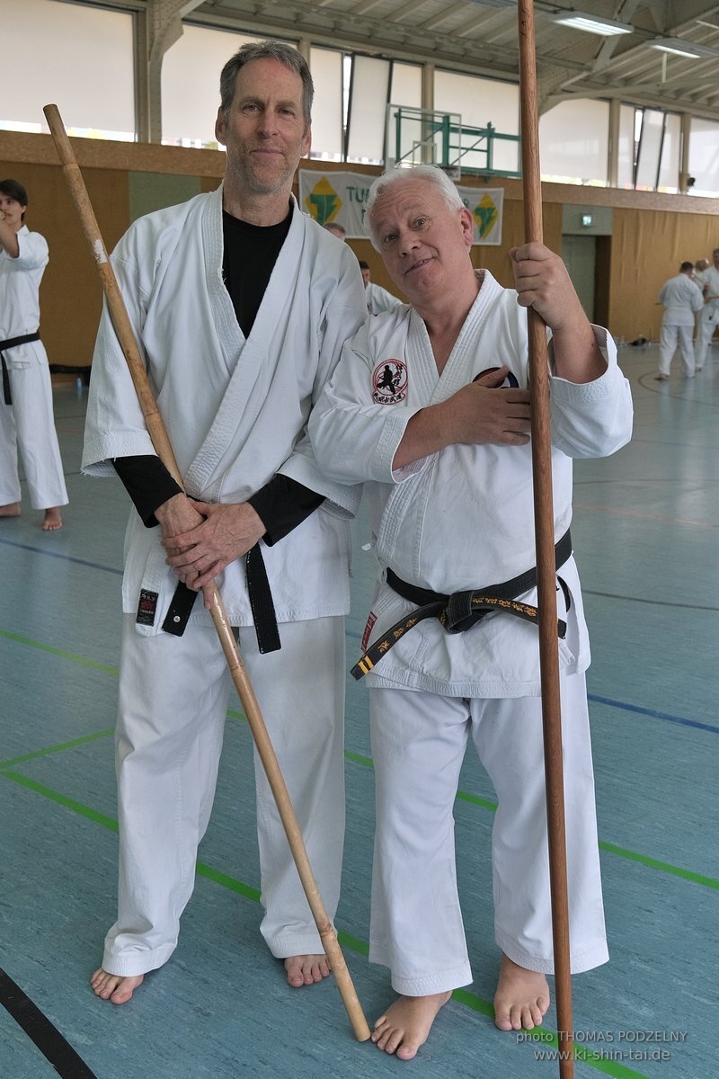 Ryukyu Kobudo Lehrgang mit Kaicho Hiroshi Akamine 9.Dan aus Okinawa in Erlangen 8.-11.9.2022