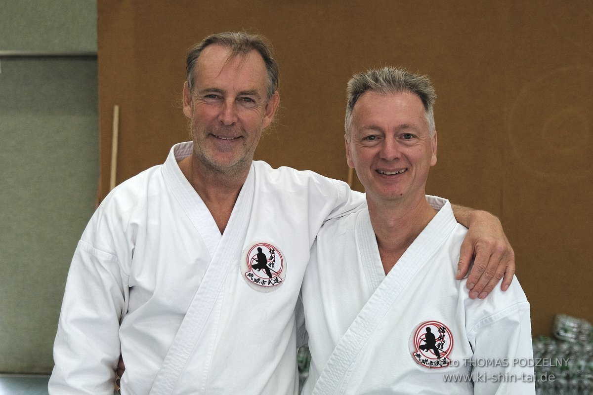 Ryukyu Kobudo Lehrgang mit Kaicho Hiroshi Akamine 9.Dan aus Okinawa in Erlangen 8.-11.9.2022