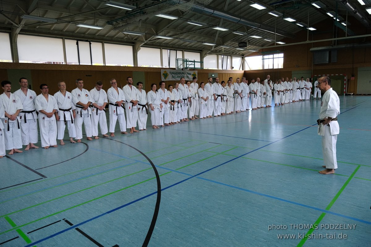 Ryukyu Kobudo Lehrgang mit Kaicho Hiroshi Akamine 9.Dan aus Okinawa in Erlangen 8.-11.9.2022