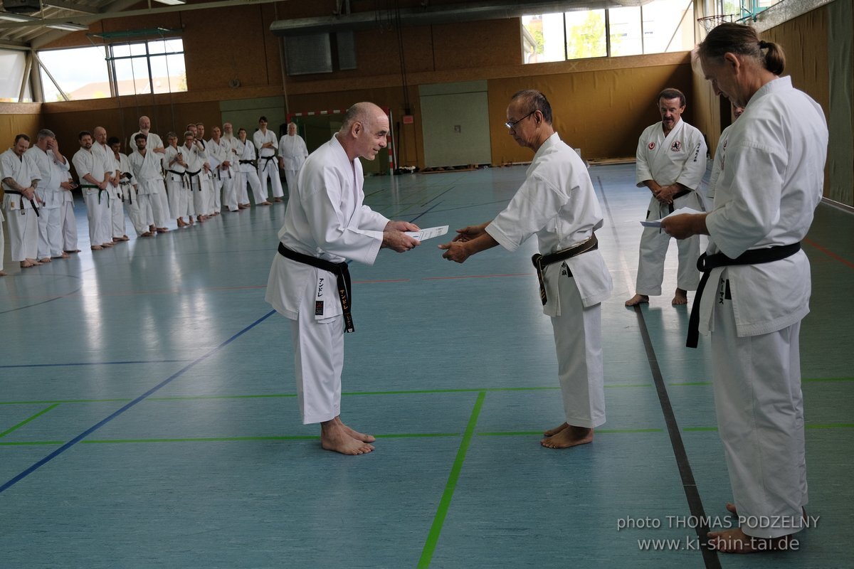 Ryukyu Kobudo Lehrgang mit Kaicho Hiroshi Akamine 9.Dan aus Okinawa in Erlangen 8.-11.9.2022