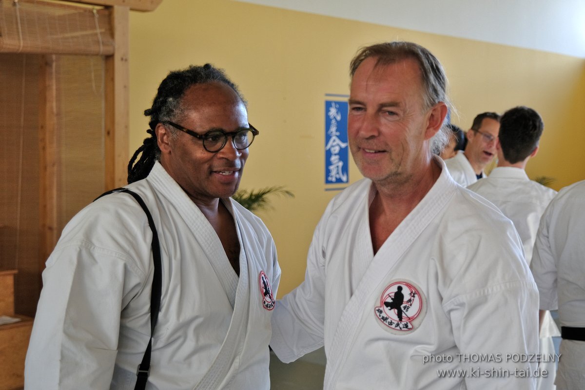 Ryukyu Kobudo Lehrgang mit Kaicho Hiroshi Akamine 9.Dan aus Okinawa in Erlangen 8.-11.9.2022