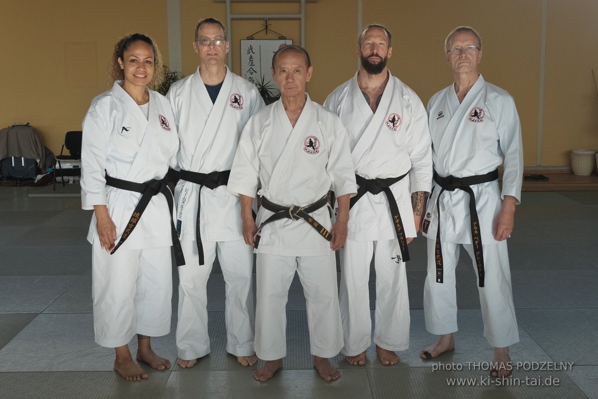 Ryukyu Kobudo Lehrgang mit Kaicho Hiroshi Akamine 9.Dan aus Okinawa in Erlangen 8.-11.9.2022