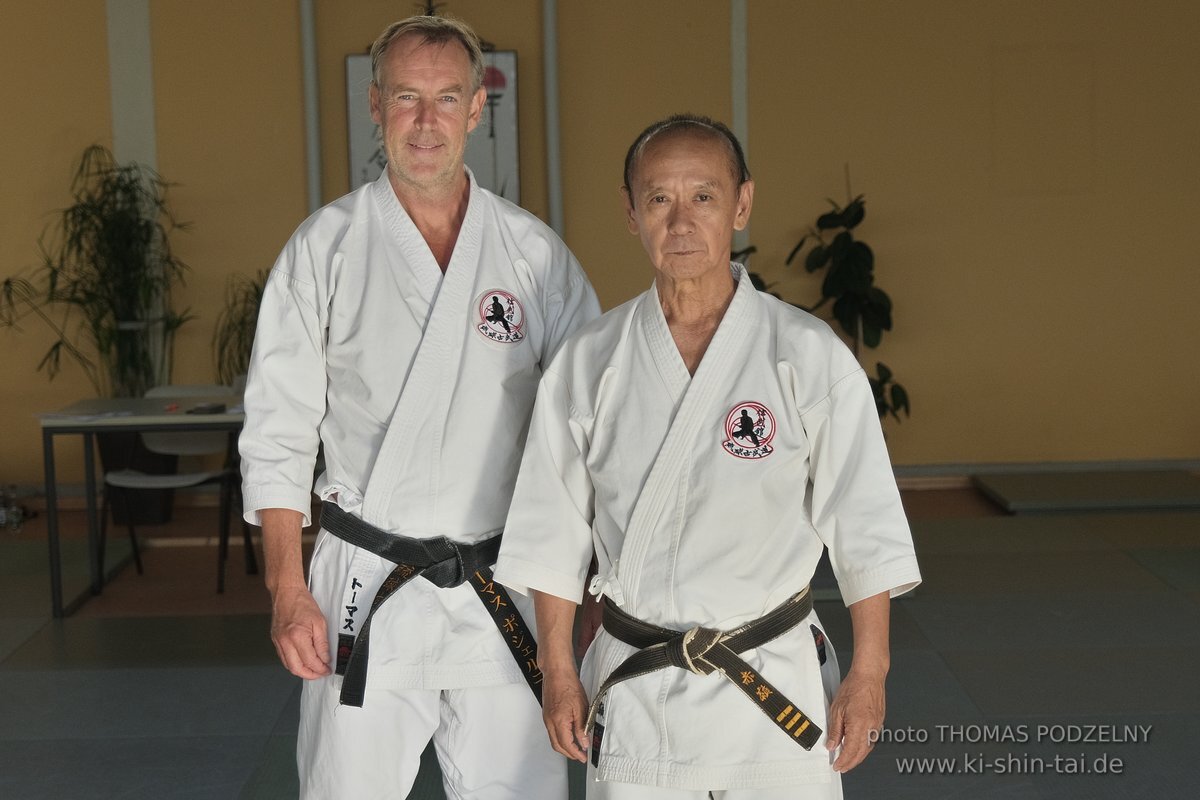 Ryukyu Kobudo Lehrgang mit Kaicho Hiroshi Akamine 9.Dan aus Okinawa in Erlangen 8.-11.9.2022