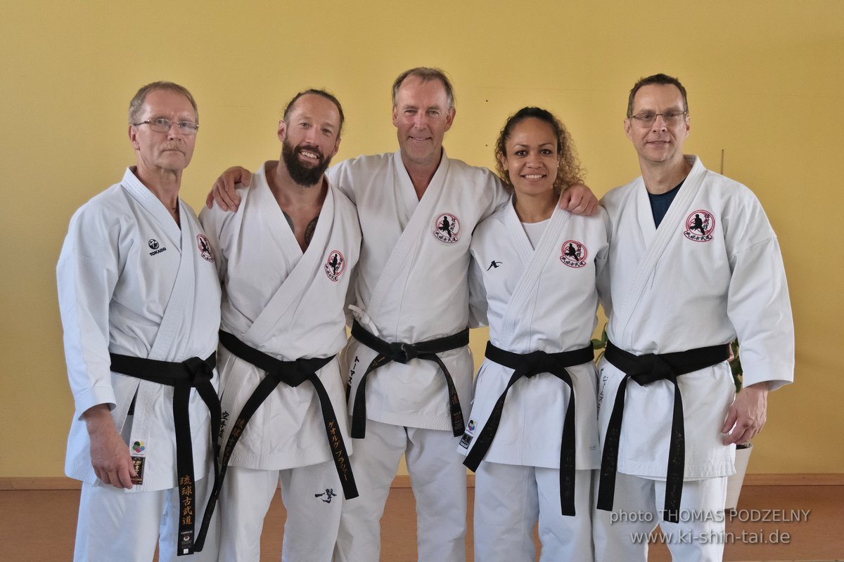 Ryukyu Kobudo Lehrgang mit Kaicho Hiroshi Akamine 9.Dan aus Okinawa in Erlangen 8.-11.9.2022