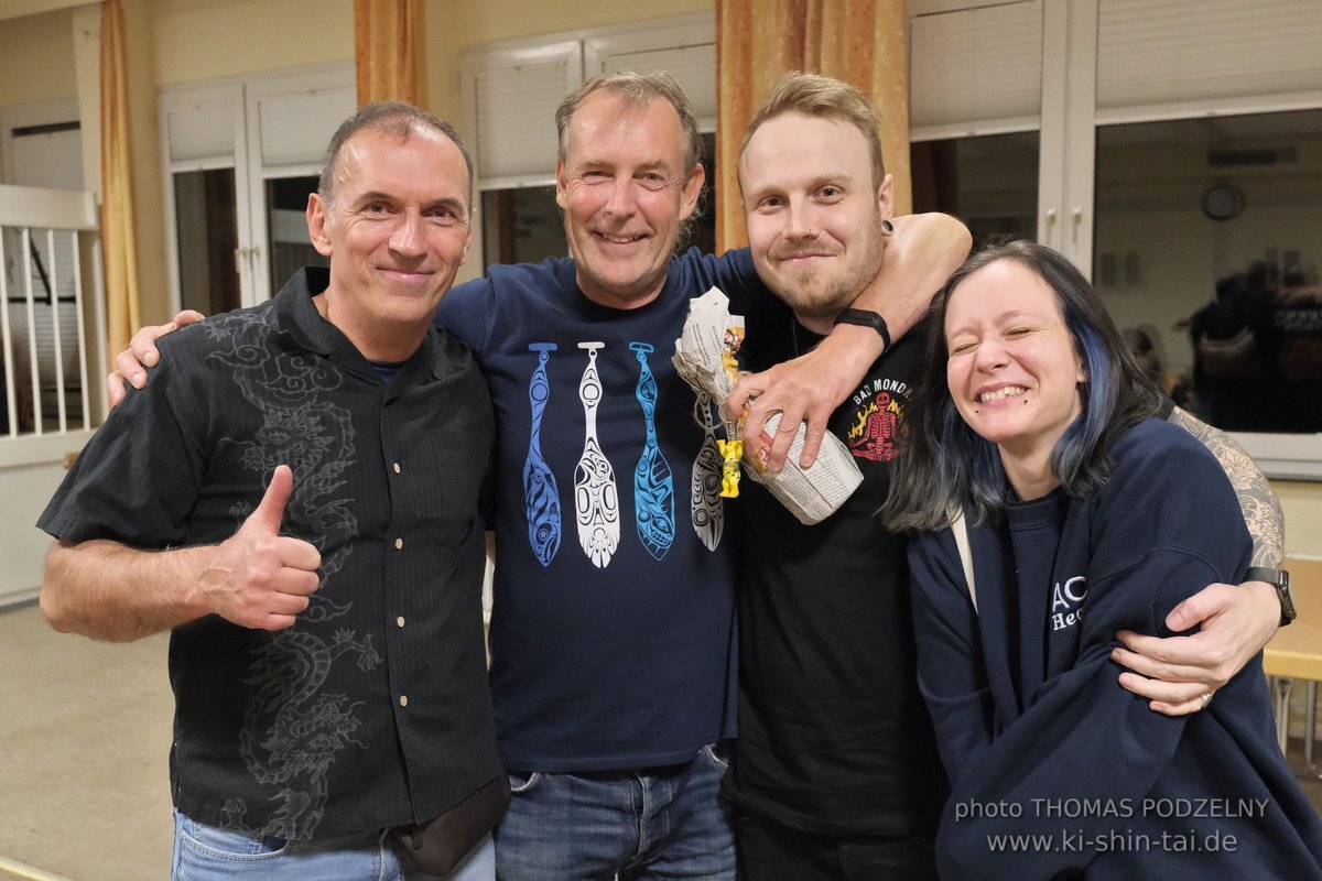 Ryukyu Kobudo Lehrgang mit Kaicho Hiroshi Akamine 9.Dan aus Okinawa in Erlangen 8.-11.9.2022