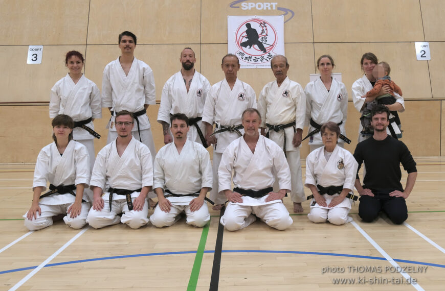 Ryûkyû Kobudô Lehrgang mit Kaichô Hiroshi Akamine in Liverpool 23.-26.8.2024