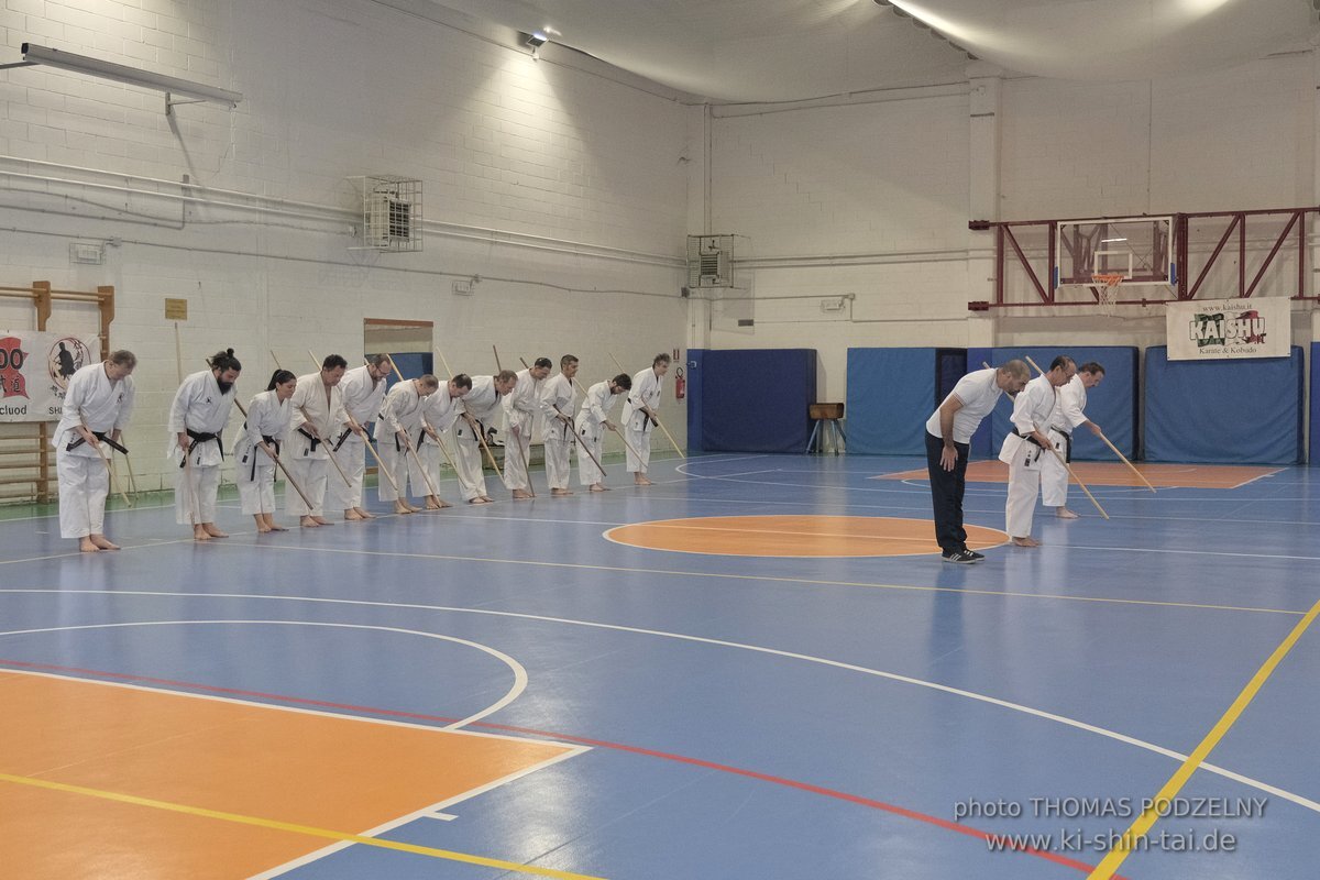 Ryukyu Kobudo Lehrgang Hiroshi Akamine Hanshi 9.Dan - Rom - 3.-5.3.2023