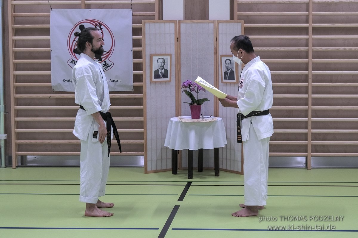 Ryukyu Kobudo Lehrgang Kaicho Hiroshi Akamine Wien 29.4.-1.5.2022 