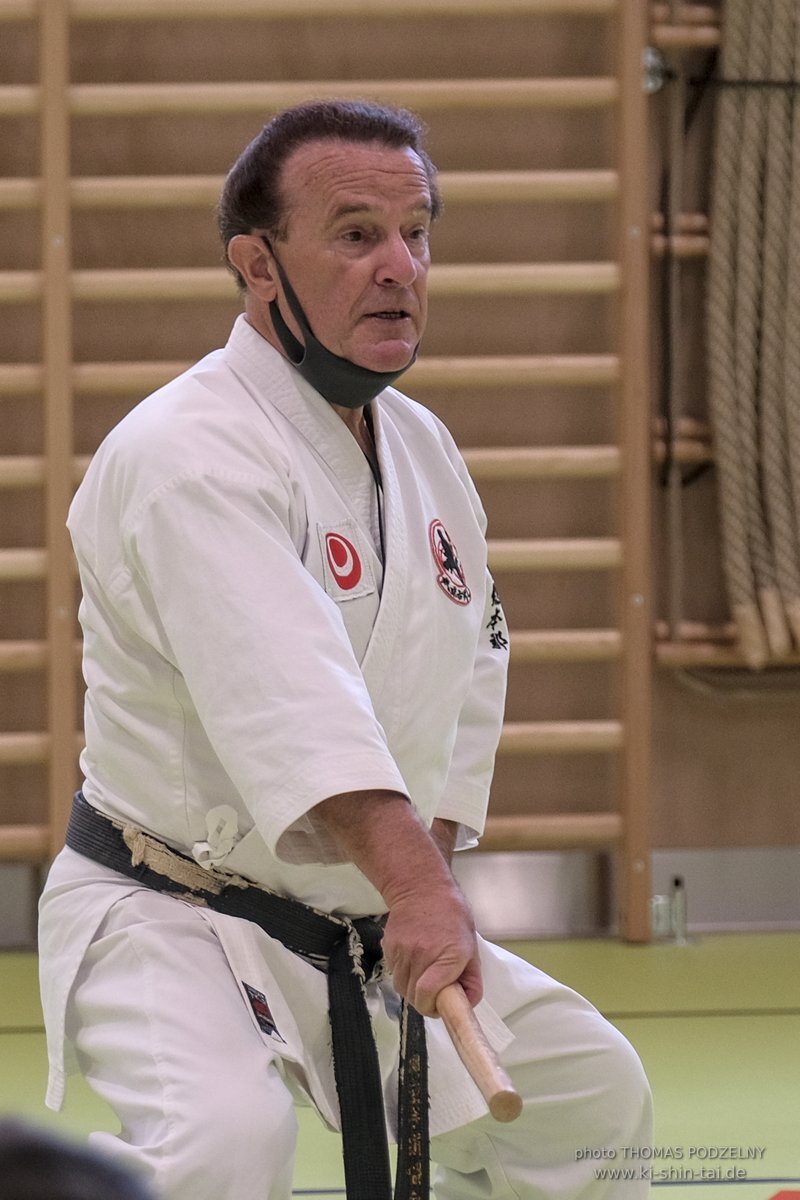 Ryukyu Kobudo Lehrgang Kaicho Hiroshi Akamine Wien 29.4.-1.5.2022 