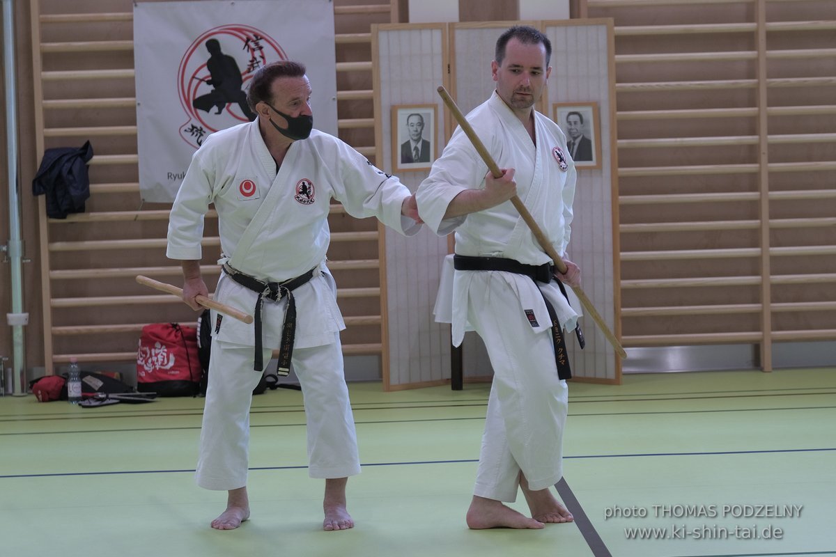 Ryukyu Kobudo Lehrgang Kaicho Hiroshi Akamine Wien 29.4.-1.5.2022 