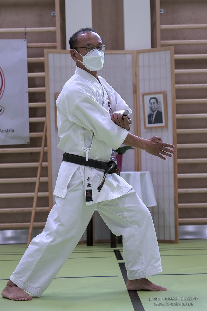 Ryukyu Kobudo Lehrgang Kaicho Hiroshi Akamine Wien 29.4.-1.5.2022 