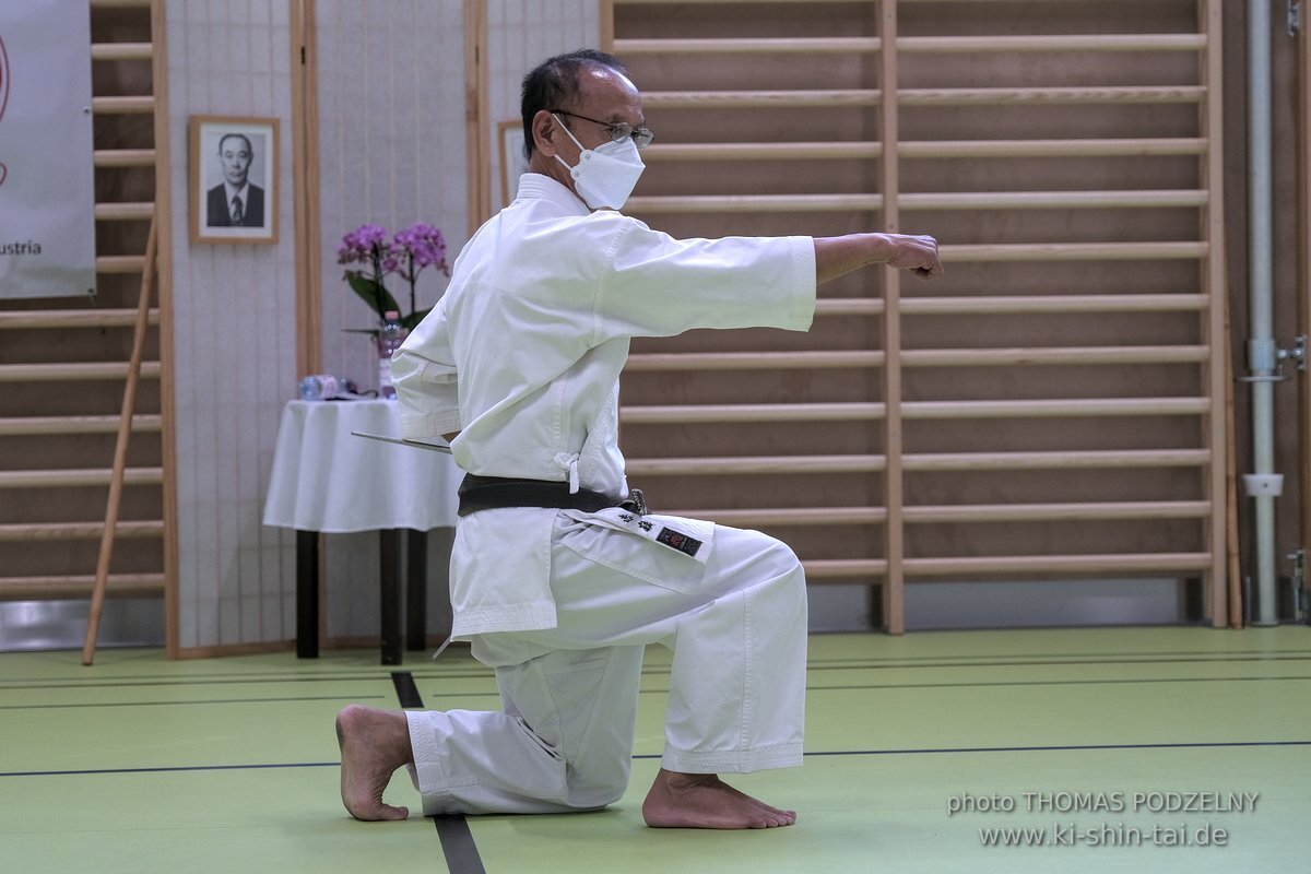 Ryukyu Kobudo Lehrgang Kaicho Hiroshi Akamine Wien 29.4.-1.5.2022 