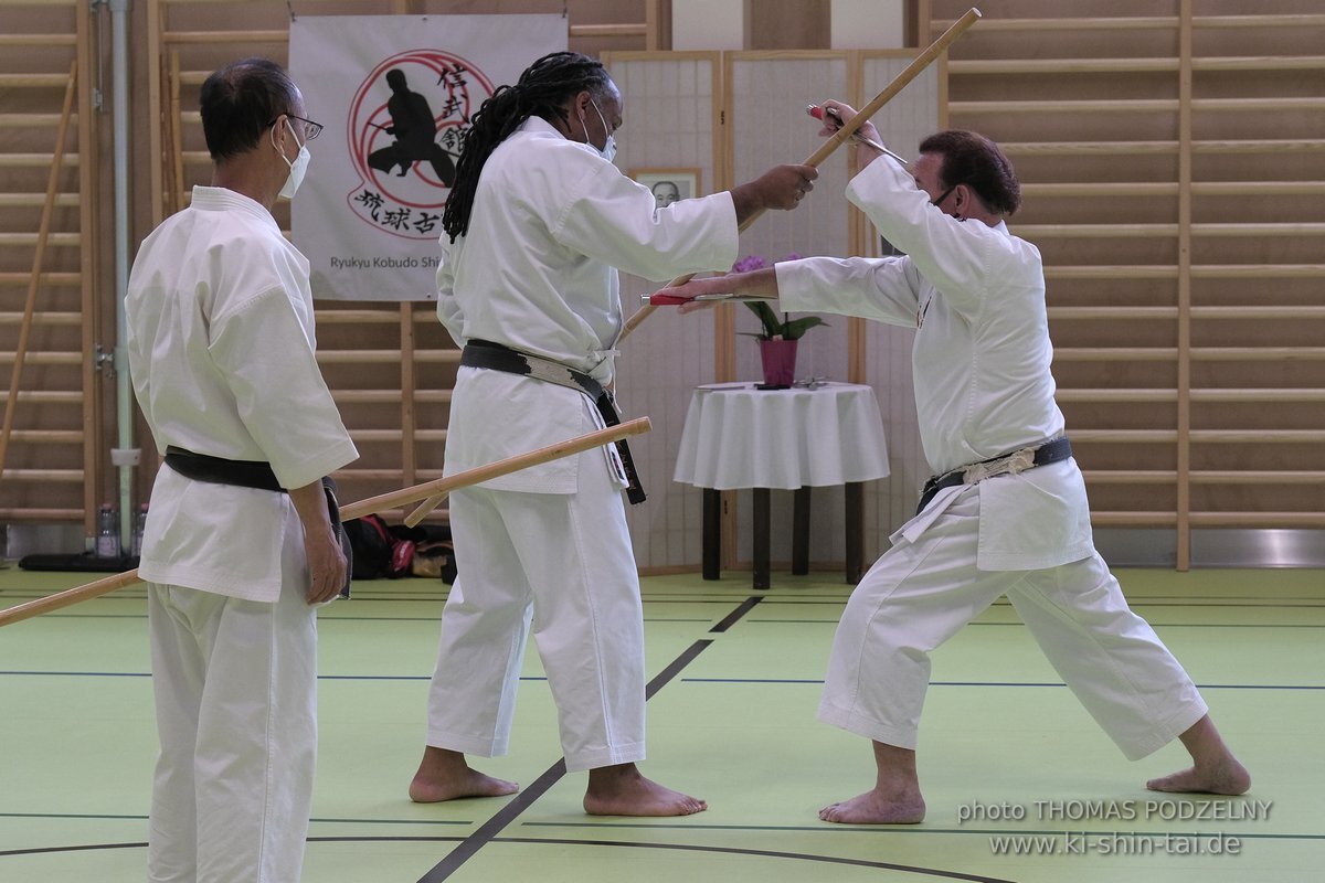 Ryukyu Kobudo Lehrgang Kaicho Hiroshi Akamine Wien 29.4.-1.5.2022 