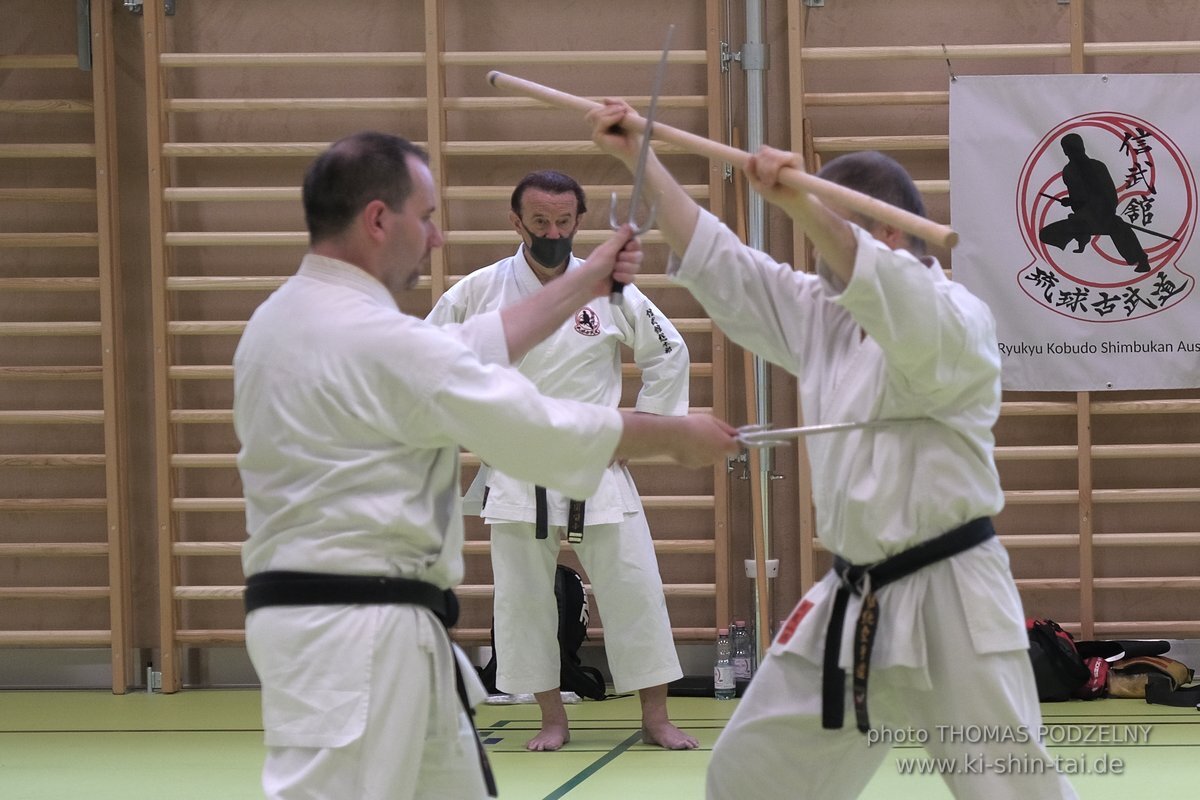 Ryukyu Kobudo Lehrgang Kaicho Hiroshi Akamine Wien 29.4.-1.5.2022 