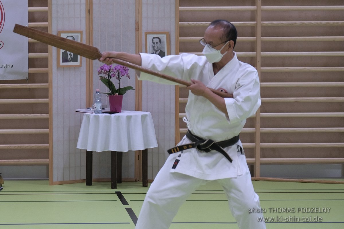 Ryukyu Kobudo Lehrgang Kaicho Hiroshi Akamine Wien 29.4.-1.5.2022 