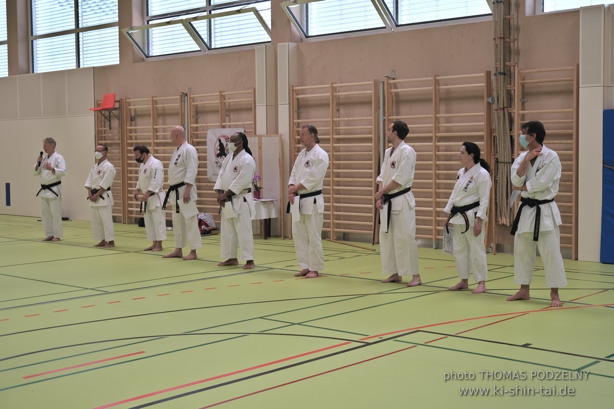 Ryukyu Kobudo Lehrgang Kaicho Hiroshi Akamine Wien 29.4.-1.5.2022 