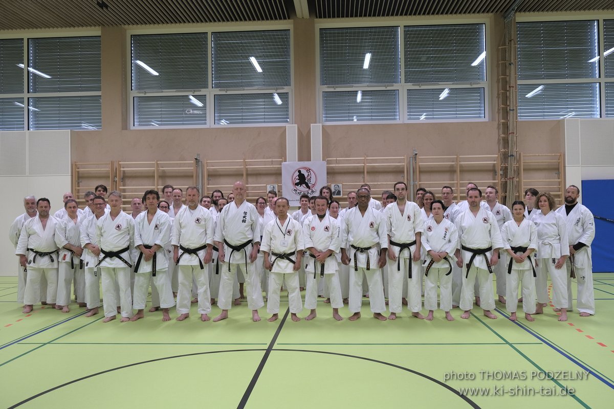 Ryukyu Kobudo Lehrgang Kaicho Hiroshi Akamine Wien 29.4.-1.5.2022 