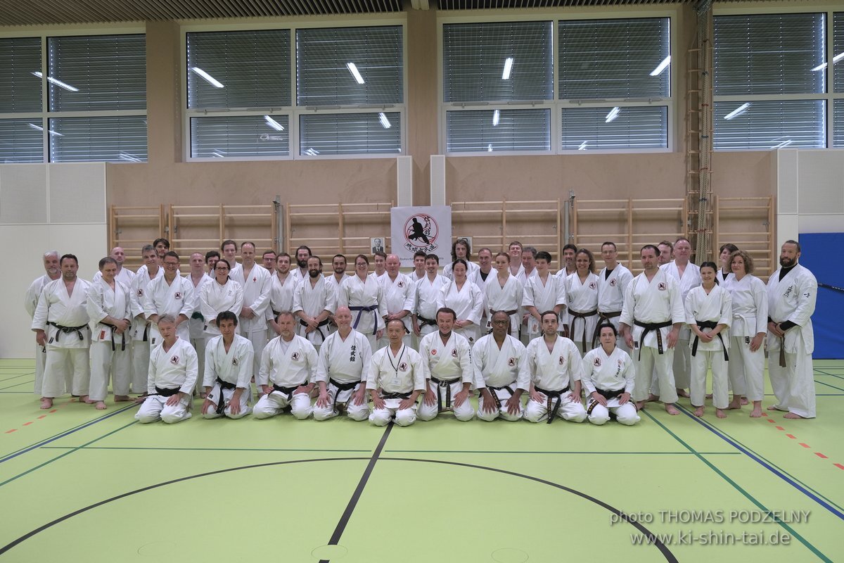 Ryukyu Kobudo Lehrgang Kaicho Hiroshi Akamine Wien 29.4.-1.5.2022 