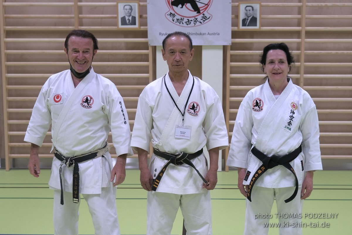 Ryukyu Kobudo Lehrgang Kaicho Hiroshi Akamine Wien 29.4.-1.5.2022 