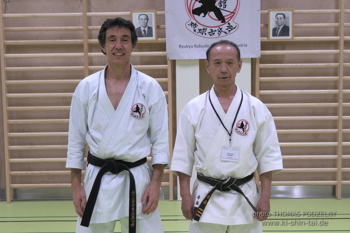 Ryukyu Kobudo Lehrgang Kaicho Hiroshi Akamine Wien 29.4.-1.5.2022 