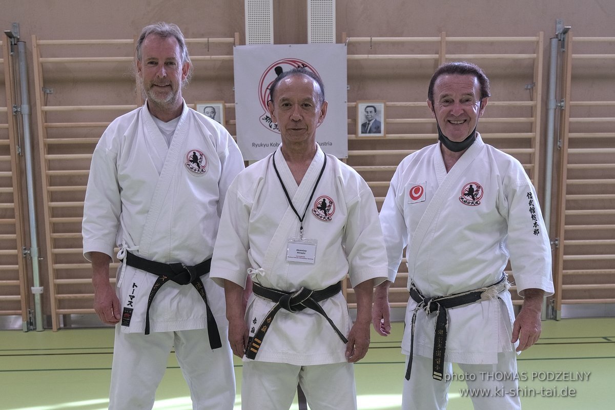 Ryukyu Kobudo Lehrgang Kaicho Hiroshi Akamine Wien 29.4.-1.5.2022 