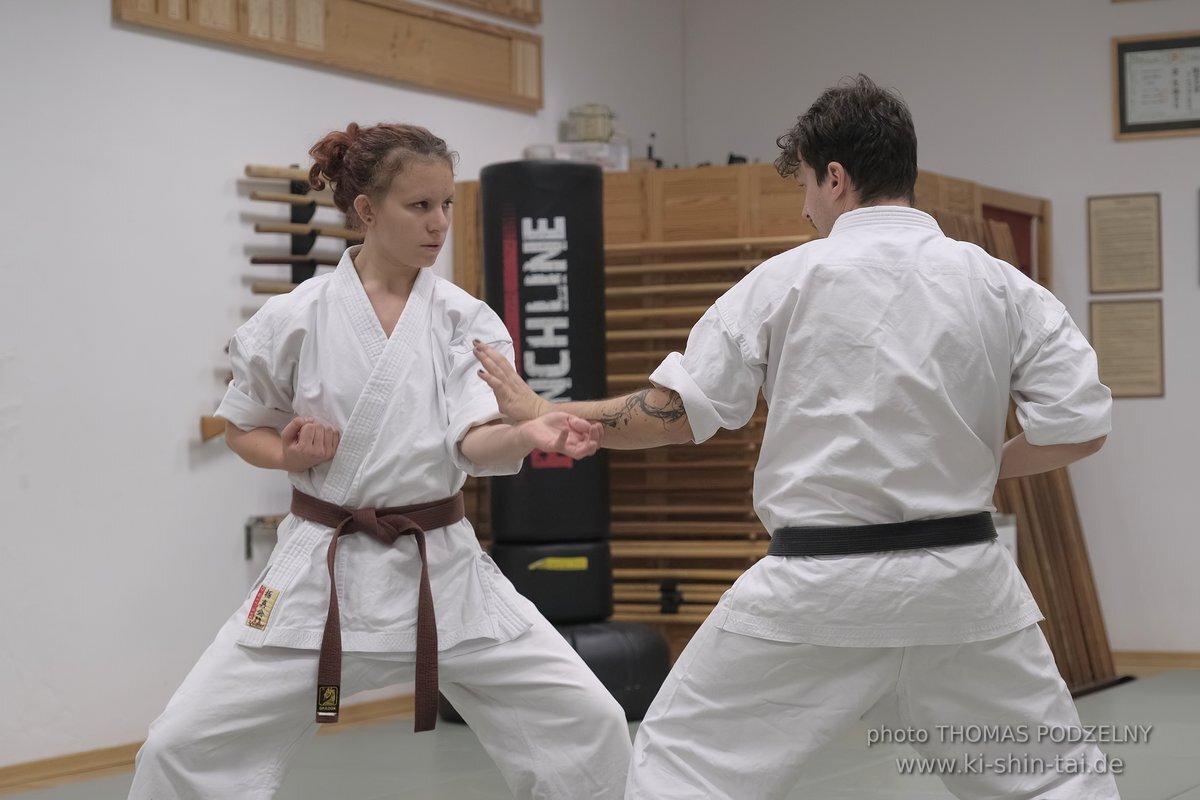 1.Kyu Uechi Ryu Karate Do Prüfung Emma Quast