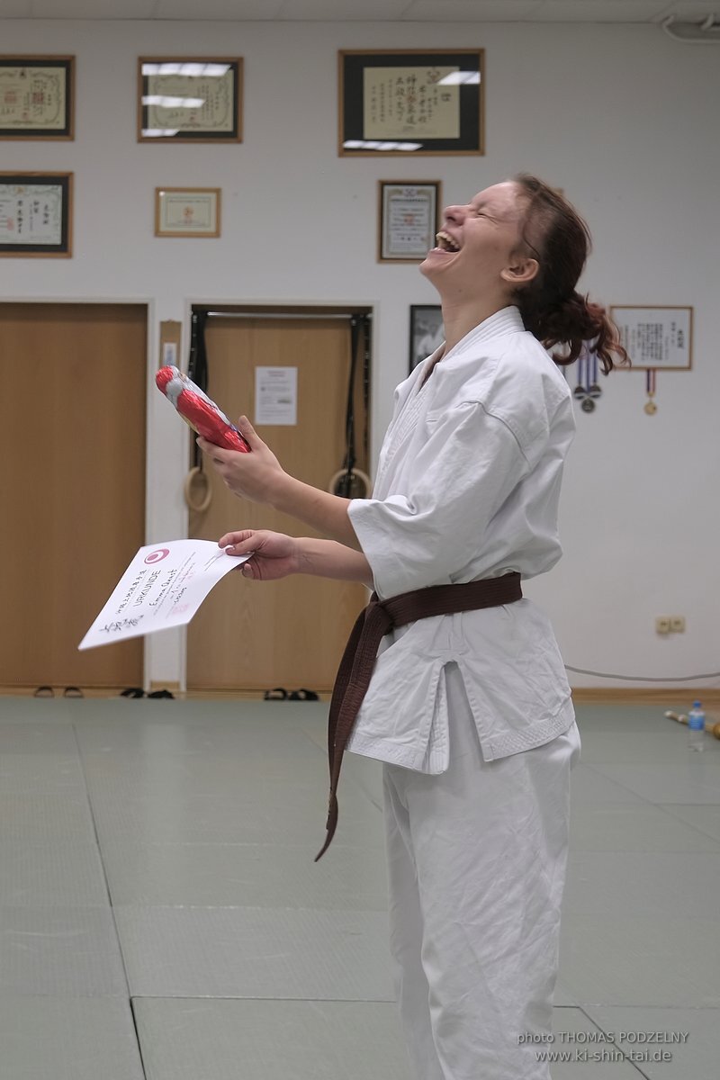 1.Kyu Uechi Ryu Karate Do Prüfung Emma Quast