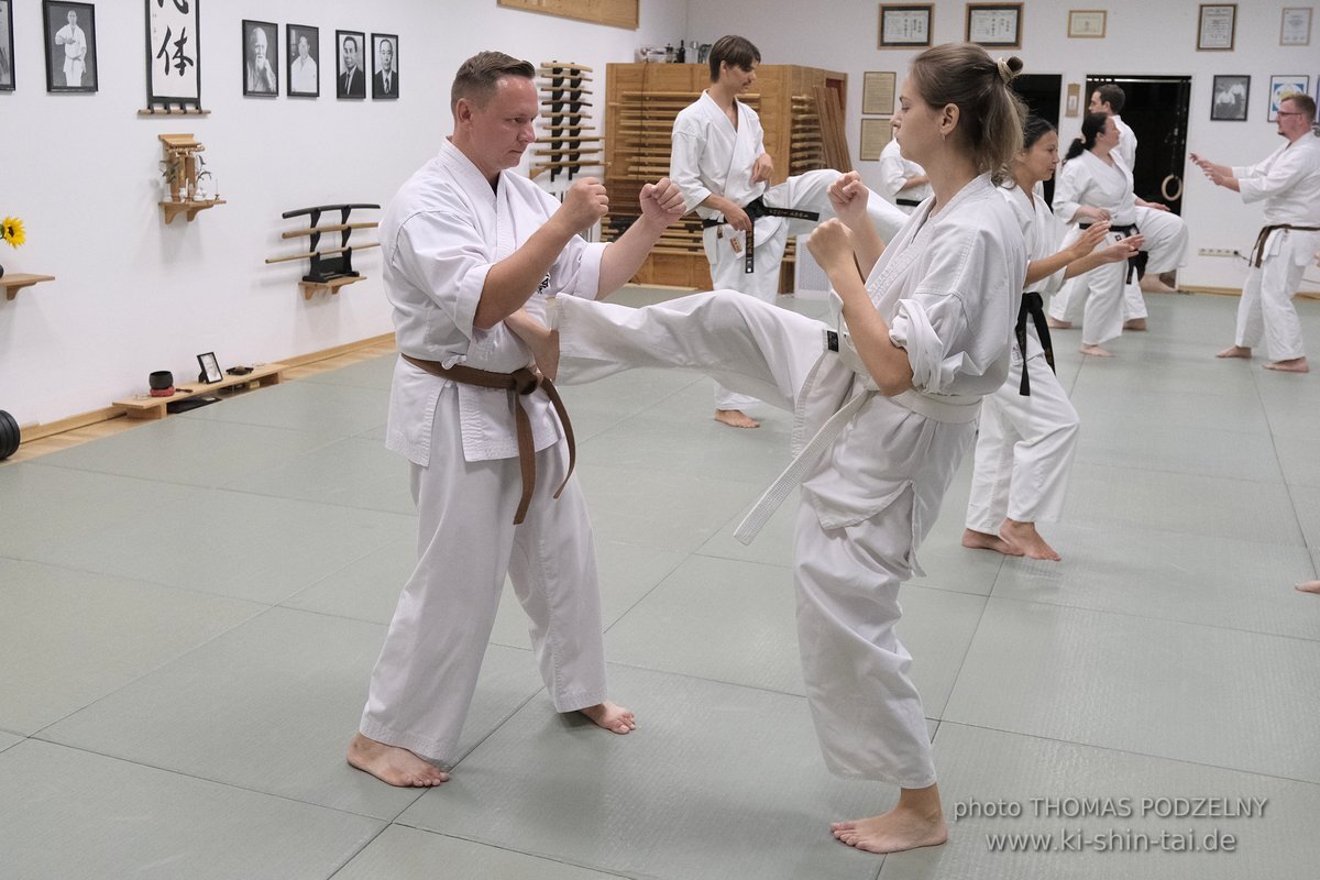 Ferienprogramm Sommer 2022 - Karate und Kobudo