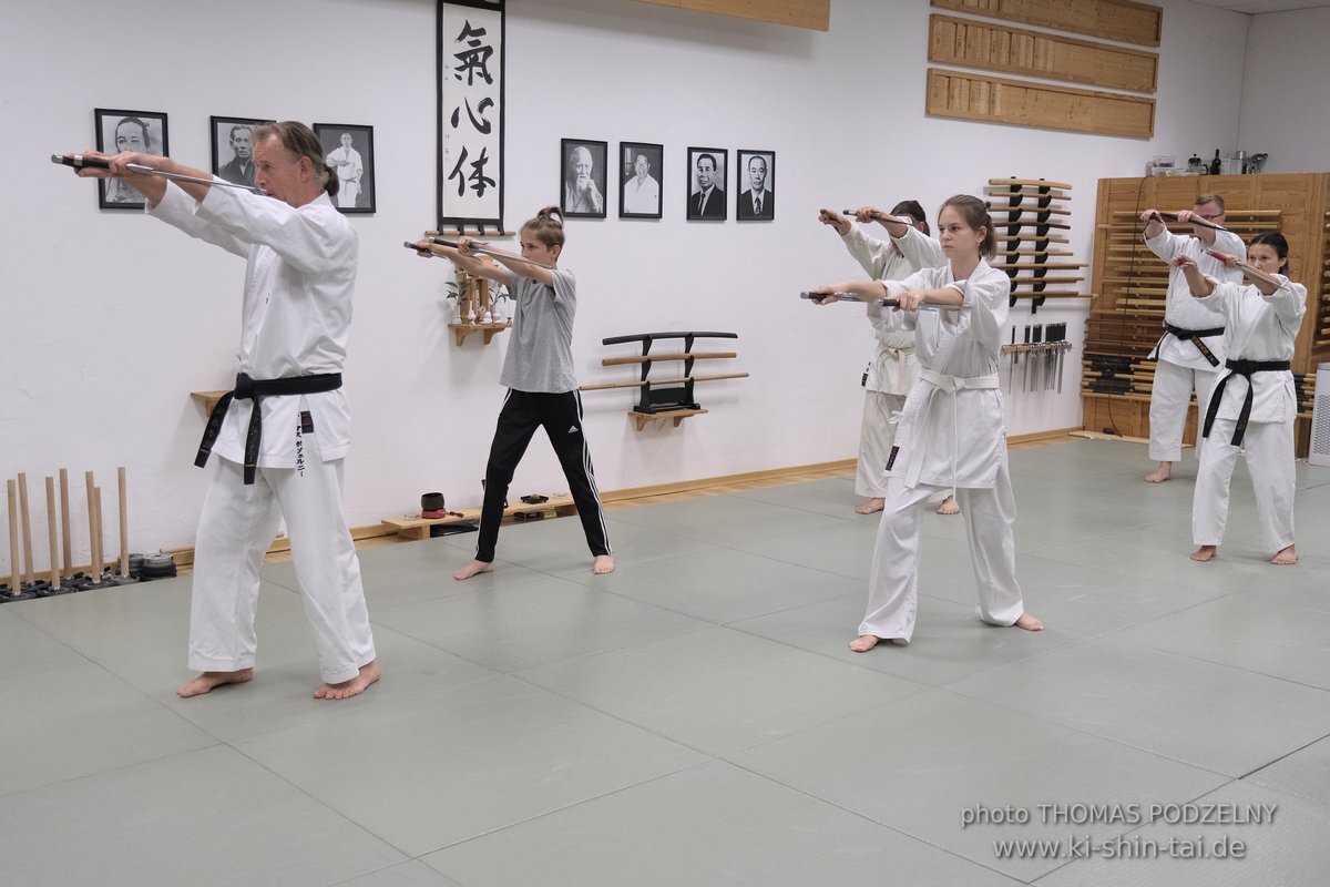 Ferienprogramm Sommer 2022 - Karate und Kobudo