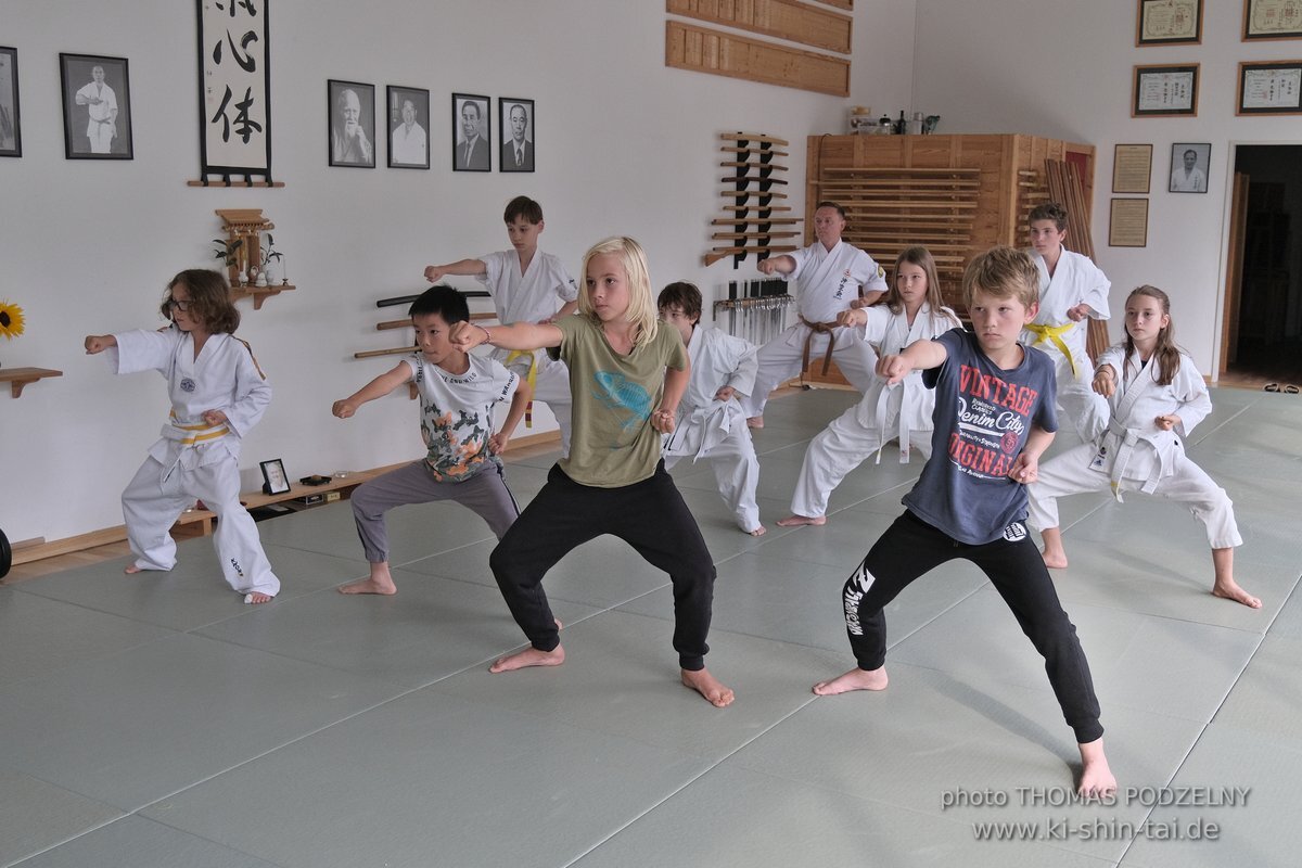 Ferienprogramm Sommer 2022 - Karatekids