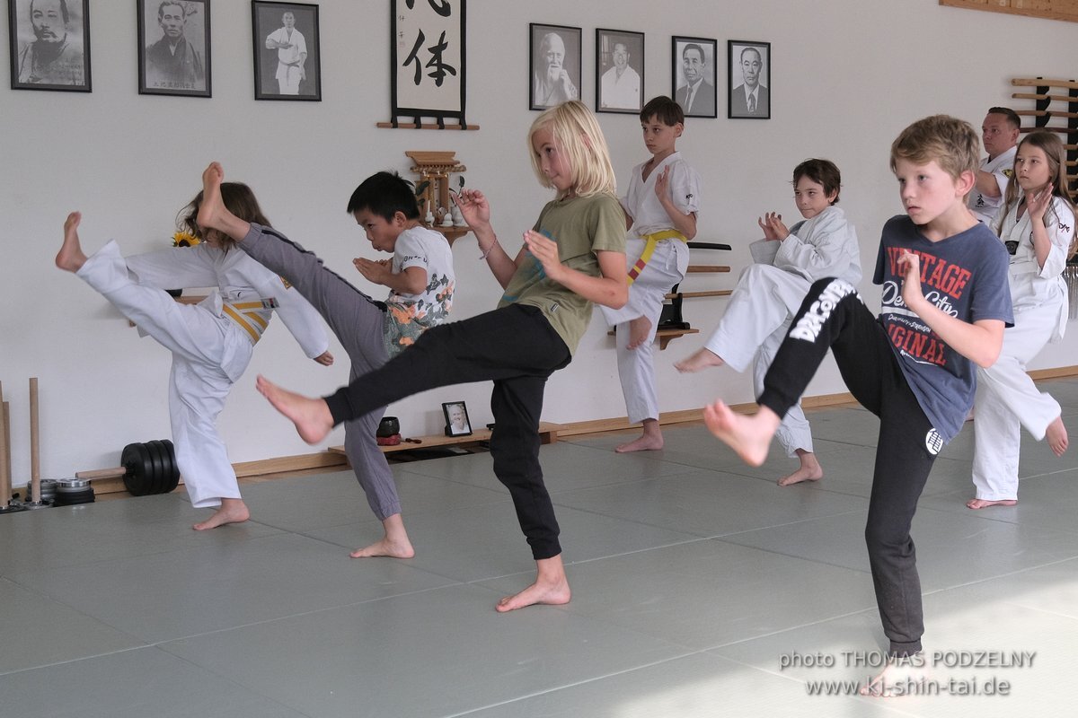 Ferienprogramm Sommer 2022 - Karatekids