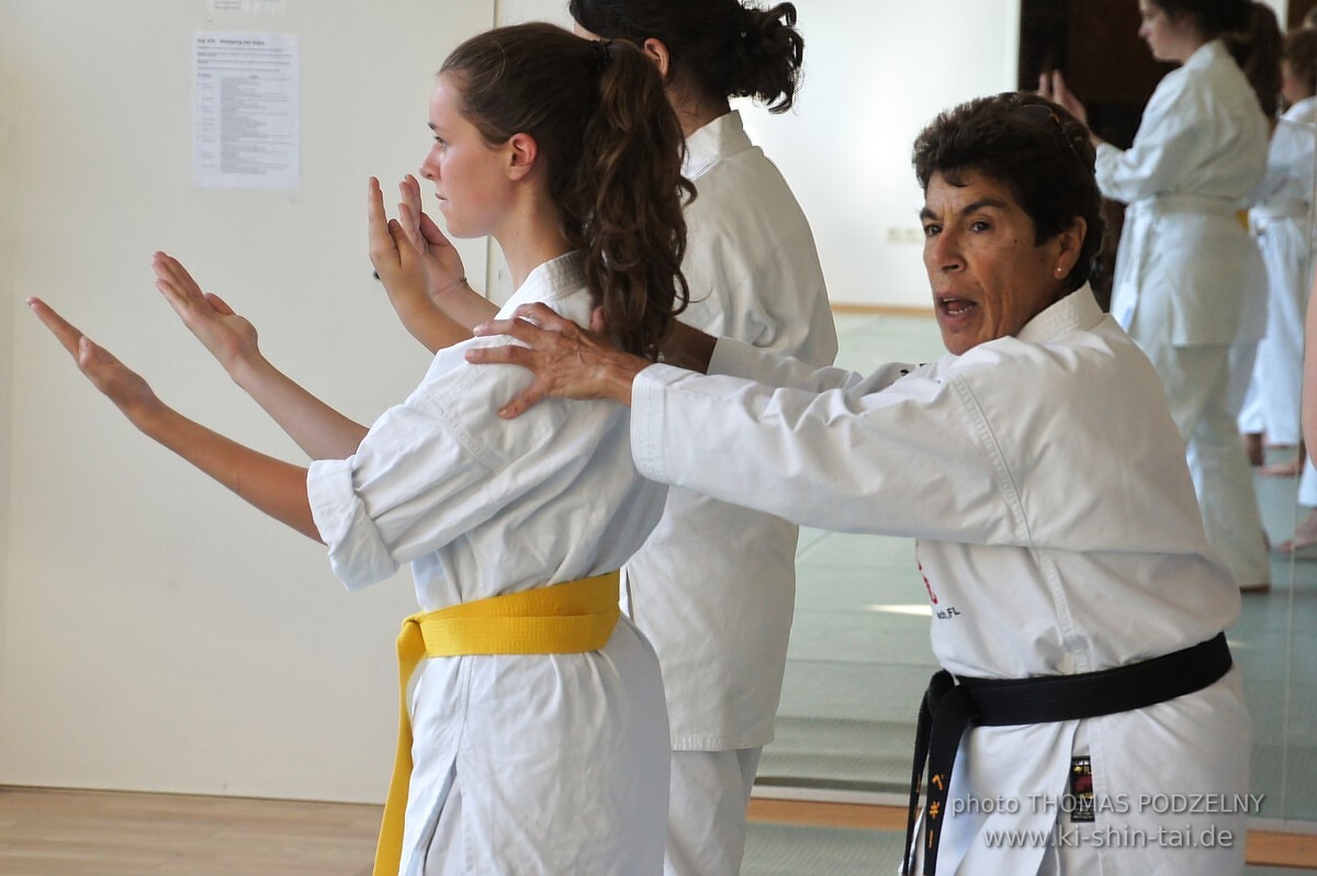 Uechiryu Karate Lehrgang mit Peggy Hess 7.Dan aus Florida/USA am 18.7.2016 